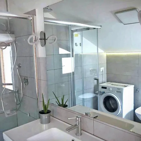 Apartmentsit - Pochi Passi Dal Mare Apartment *